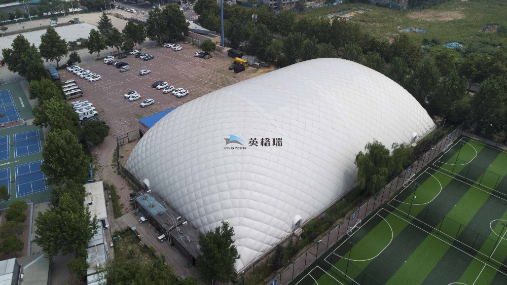安裝應(yīng)急照明系統(tǒng)對于氣膜羽毛球館的日常運營有何影響？