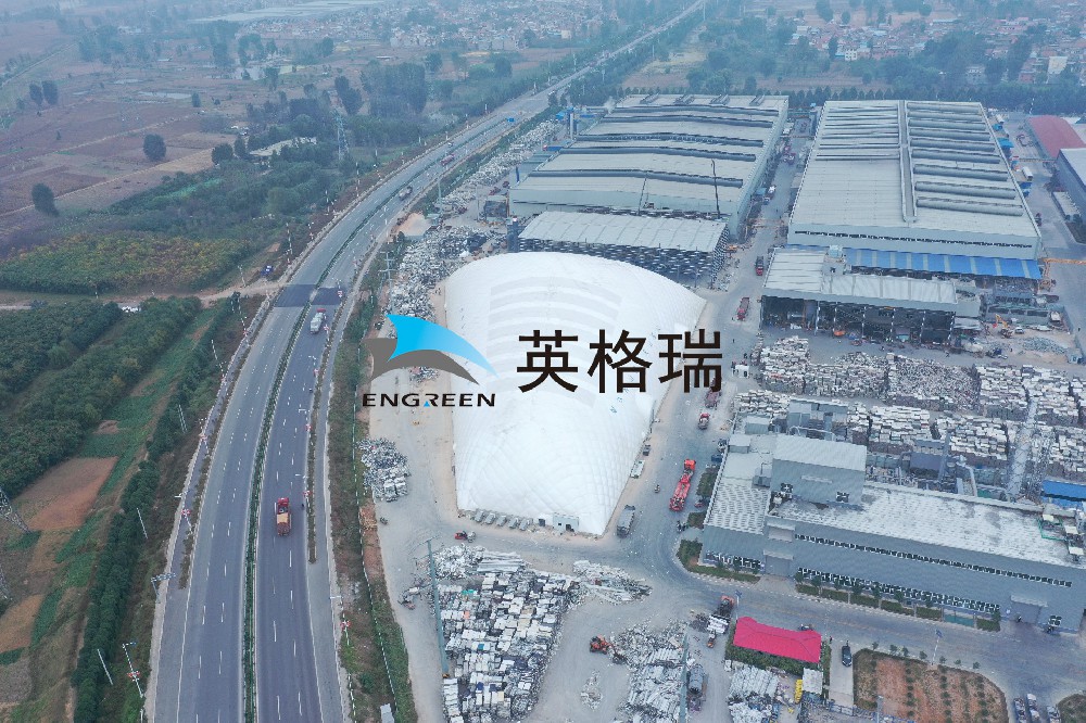 氣膜建筑廣泛應(yīng)用于工業(yè)倉儲(chǔ)方面，那氣膜倉庫和傳統(tǒng)倉庫的區(qū)別在哪里？